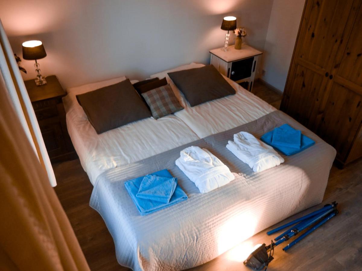 Hotel / Pension Villa Tanahlot 잔드보르트 외부 사진